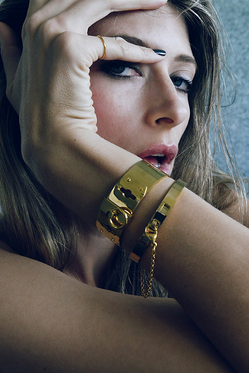 KARTER Thin Gold Cuff Bracelet with Chain Closure